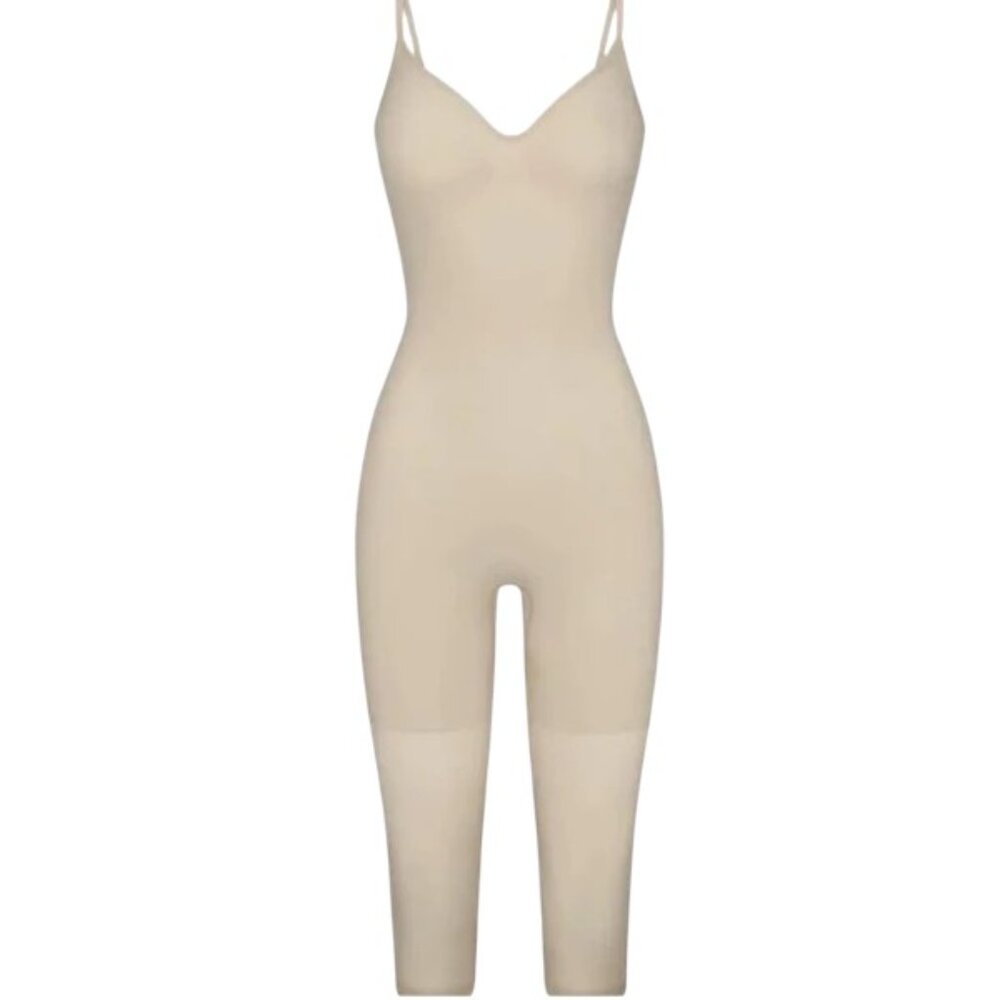 SKIMS Seamless Sculpt Catsuit XS Clay NWOT